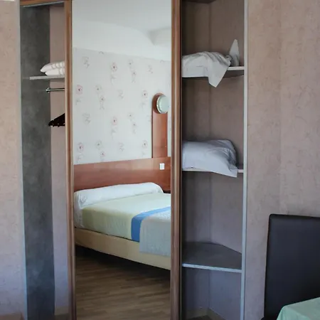 Hotel Touring